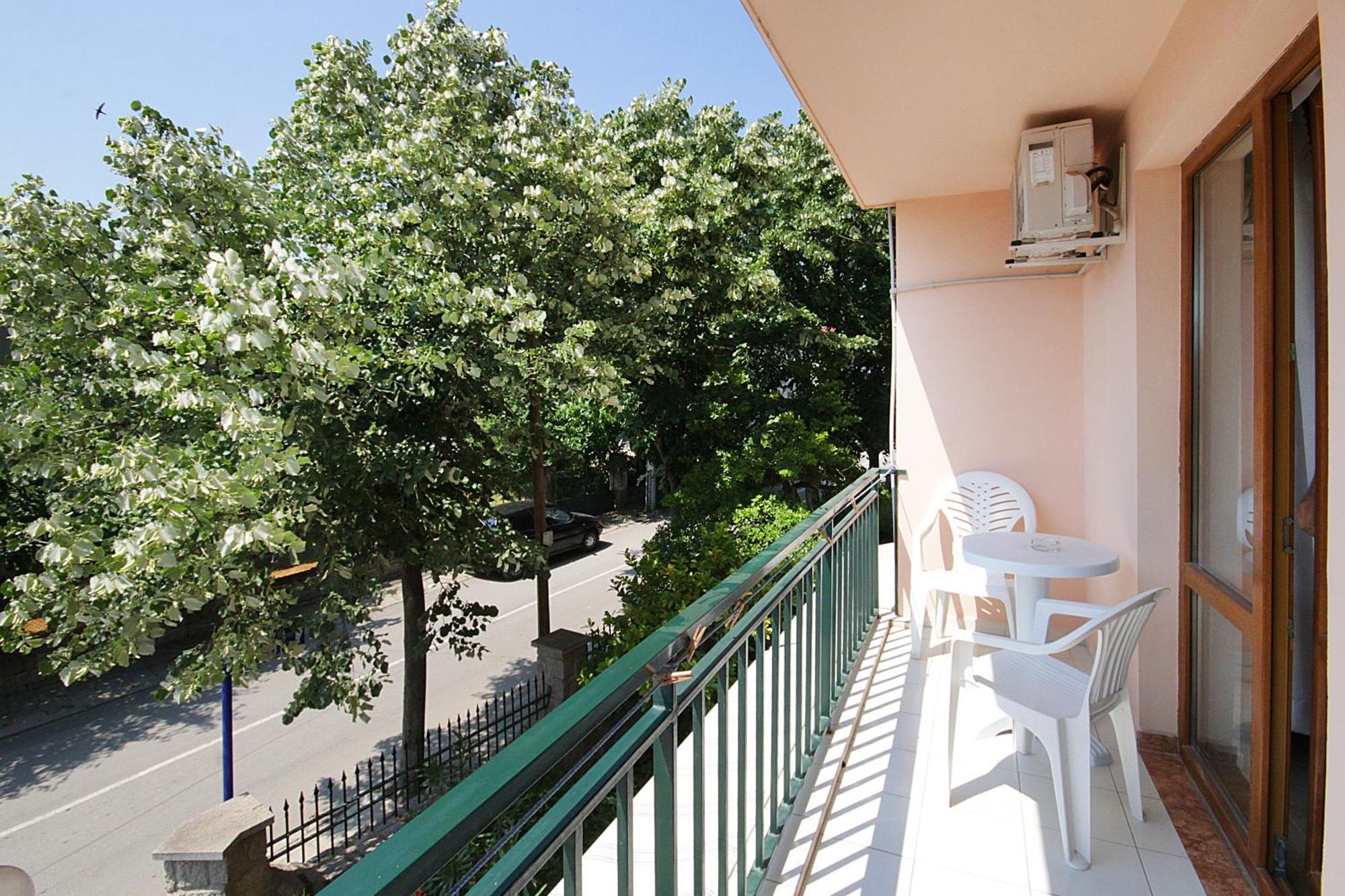 Family Hotel Kosko Tjernomorets Rum bild