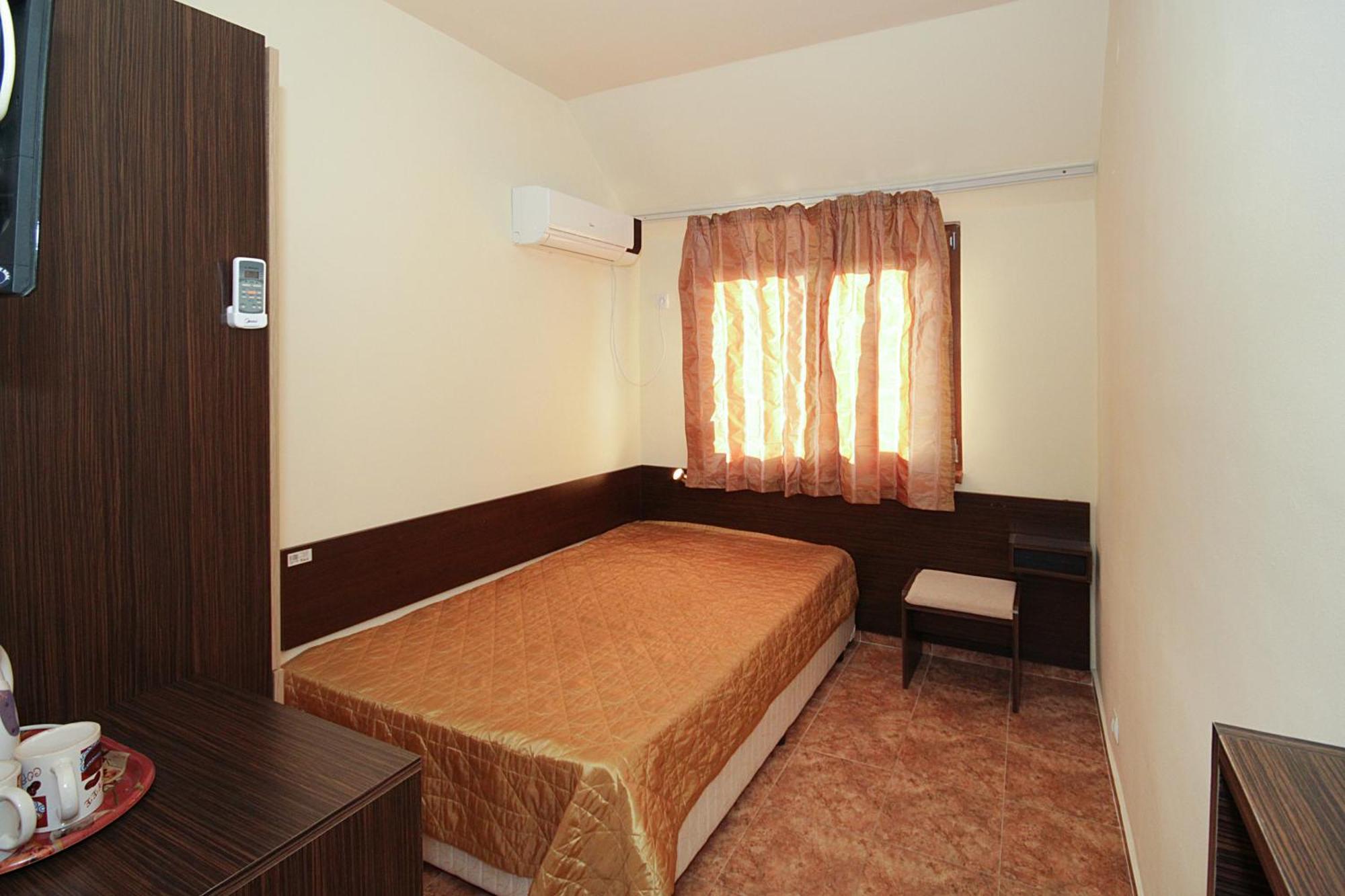 Family Hotel Kosko Tjernomorets Rum bild